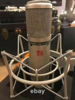 2x sE2200a matched pair of microphones with shock mount cradles