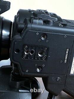 Canon EOS C200 Cinema Camera (EF-Mount) BUNDLE 256gb CFast 2.0 Card and Reader