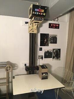 Floor / Wall Mounted De Vere 504 enlarger with Dichromat Head, Power Unit, Timer