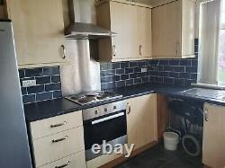 Kitchen wall and base units, cooker, hob, extractor & worktop