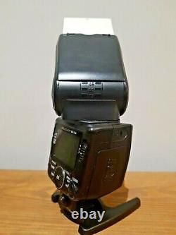 Nikon Speedlight SB-700 Shoe Mount Flash (FSA03901)