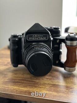 Pentax 67 105mm f/2.4 lens 67 Mount (4880BL)