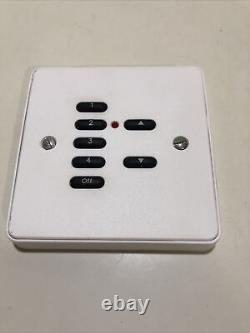 Rako RCP07 7 Button Wireless Keypad With White Plastic Finish, Mounting Plate