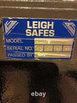 Surface Mounted Leigh Safes Minor £1K Cash Cover with Kaba T52 Unit Quantity 1