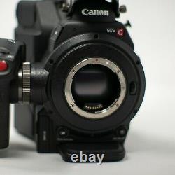 Canon Eos C300 Mk II Ef Mount (135 Heures) Caméra 4k Avec Batterie Et Chargeur