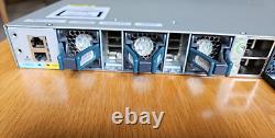 Commutateur PoE Cisco Catalyst 3850 WS-C3850-24P-S avec C3850-NM-4-1GB + Supports de montage en rack