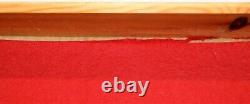 L'âge Trinket Curios Collectables Wood Display 5 Shelf Wall Unit Red Felt Backing  <br/>		
Unité murale en bois pour la présentation de curiosités et de collections avec 5 étagères et un dos en feutre rouge