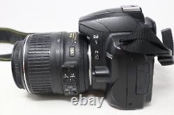 Nikon D3000 Appareil Photo Dslr 10.2mp Avec 18-55mm, Shutter Count 14672, Fair Condition