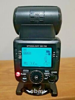 Nikon Speedlight Sb-700 Shoe Mount Flash (fsa03901)