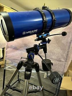 Télescope Meade Polaris 130MD f/5 réflecteur avec monture équatoriale