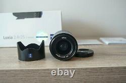 Zeiss Loxia 25mm Sony E Fe Mount Lens F2.4 F/2.4 Large Angle Alpha A7 Menthe